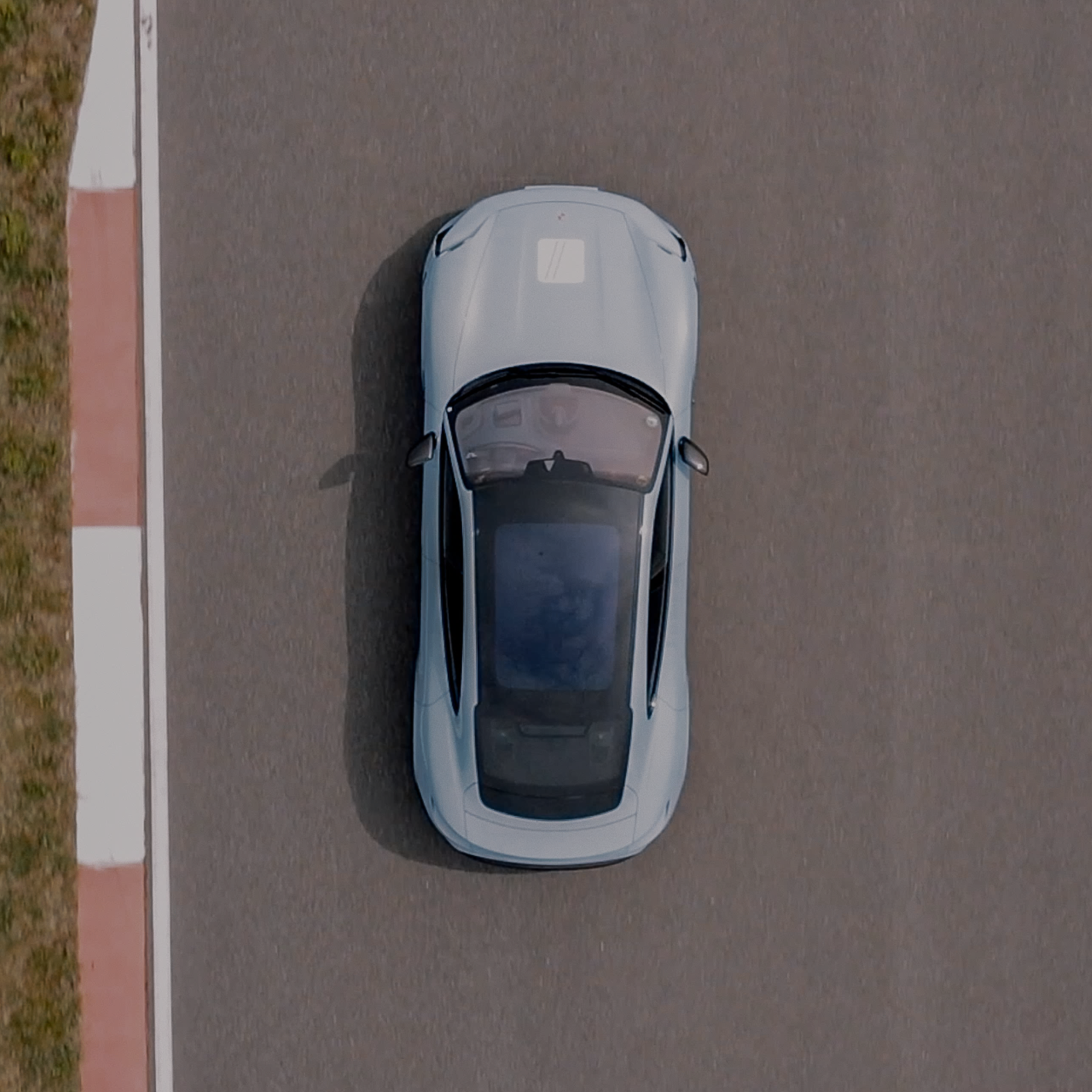 The first hyperconnected car in the world Stellar